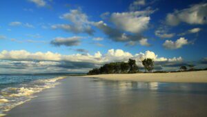 Pantai Mananga Aba Sumba: Panorama Eksotis di Negri Umbu Rambu