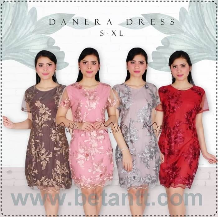 Model Baju Natal Wanita Terbaru